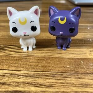Lot Of 2 Funko Mystery Mini Figure Sailor Moon Artemis & Mini Sailor Moon Luna